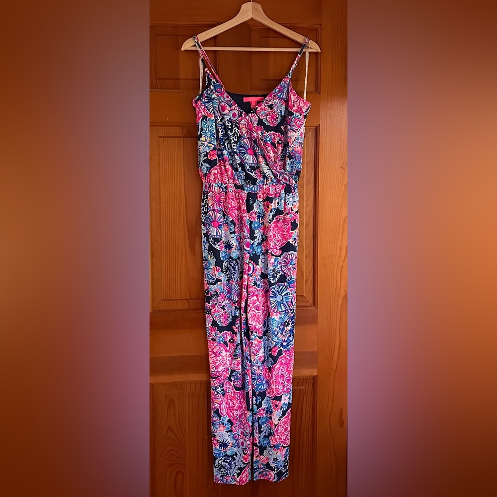 Lilly Pulitzer Dante Jumpsuit - High Tide Navy in Turtle Amazement Blue/Pink NEW - Picture 3 of 16